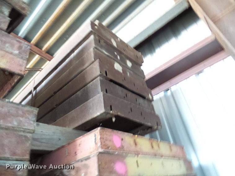 image for item DF7091 Simpson concrete forms